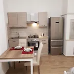 Royal House 4*