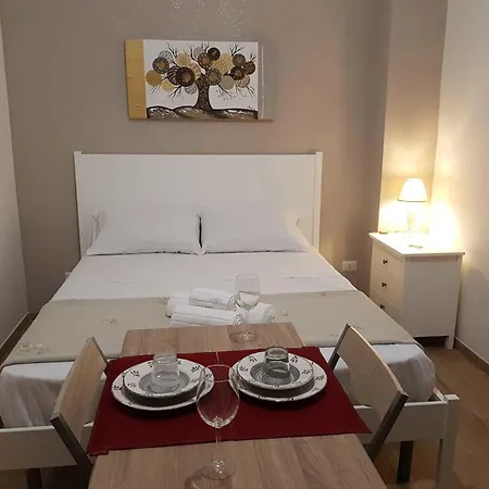 Royal House 4*