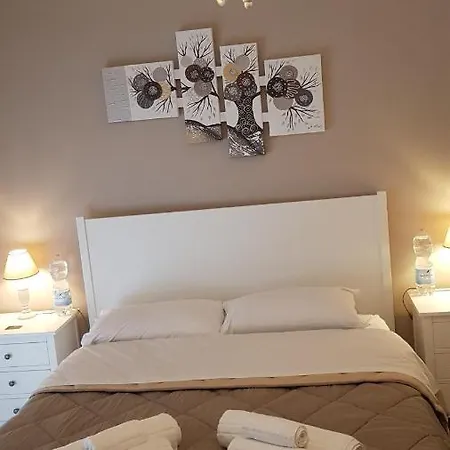 Royal House 4*