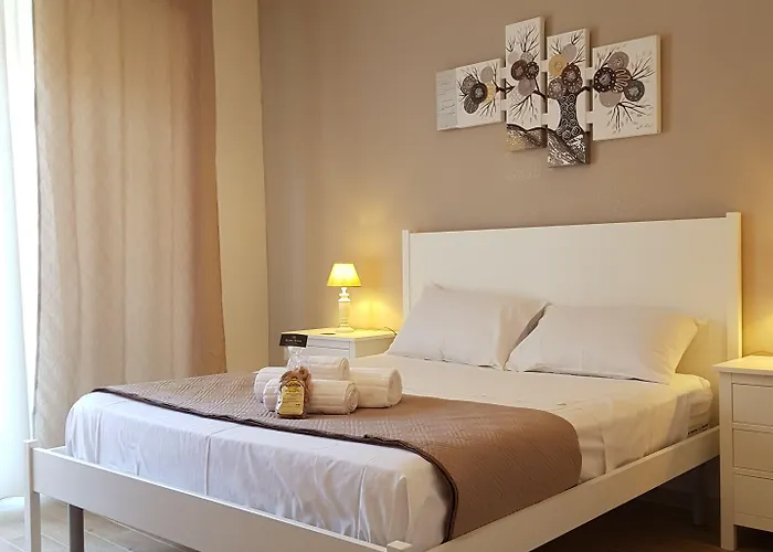 Royal House בית הארחה קופרטינו