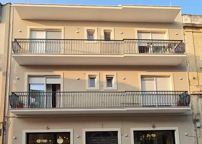 Royal House 4*