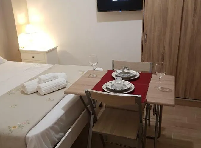 בית הארחה Royal House קופרטינו