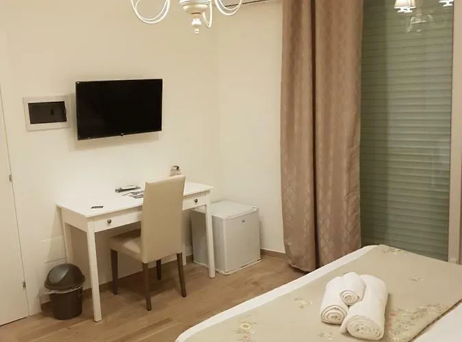 Royal House 4* קופרטינו