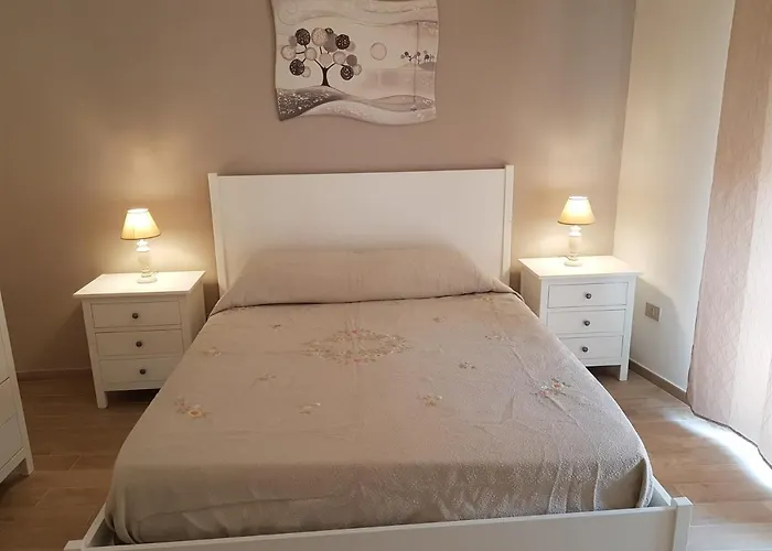 בית הארחה Royal House 4*