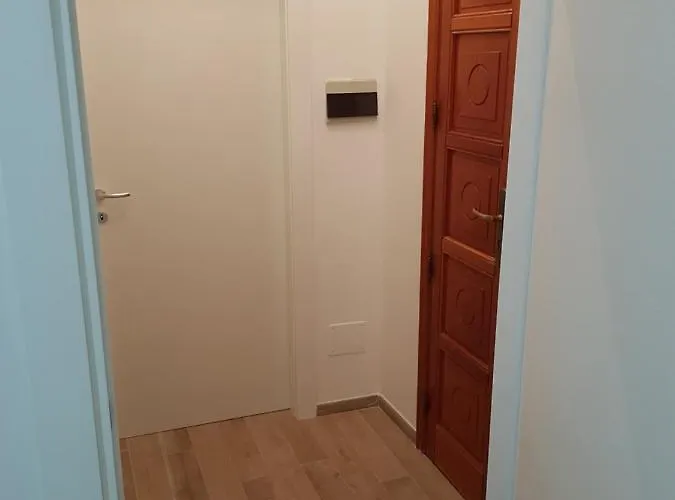 Royal House קופרטינו