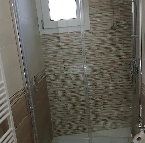 בית הארחה Royal House 4*